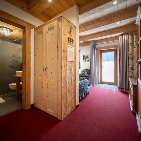 Tatrachalet Lomnica Rent * Tatranská Lomnica