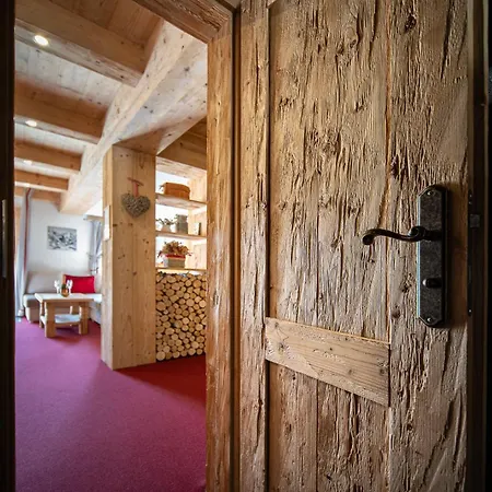 Tatrachalet Lomnica Rent * Tatranská Lomnica